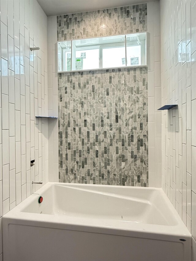 bathroom featuring a bathing tub