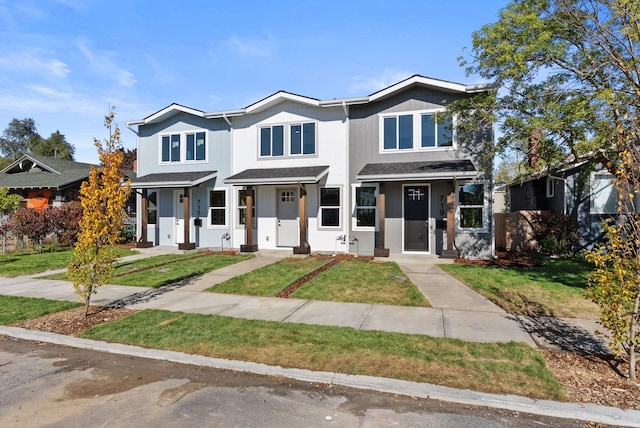 view of front of house with a front yard