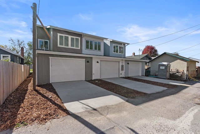 view of front facade with a garage