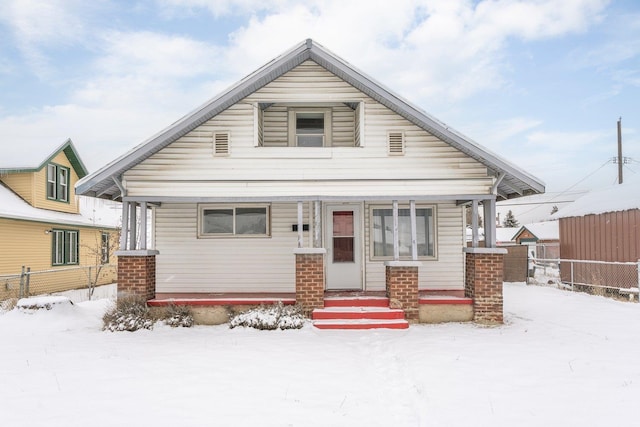 view of front of property featuring a porch