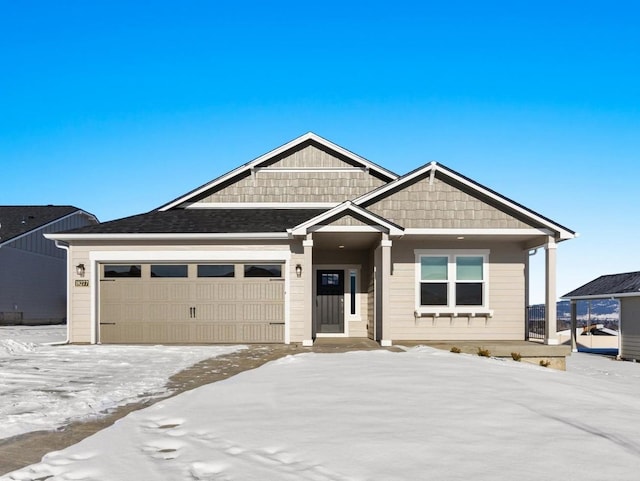 view of front facade featuring a garage