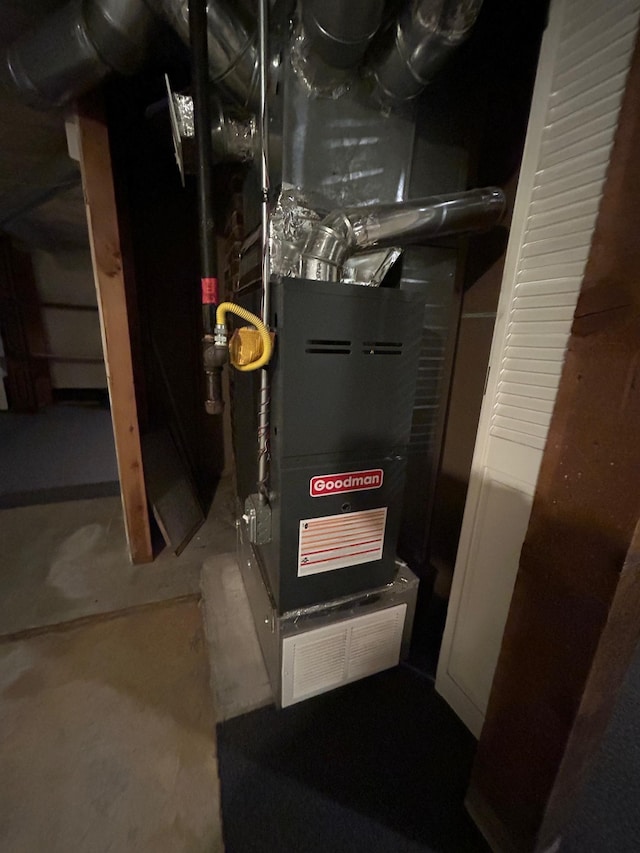 907 W Fairview Ave, Spokane, WA 99205 - view of utility room