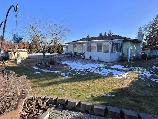 exterior space featuring a front yard