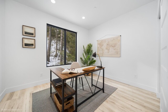 5022 S Lincoln Way, Spokane, WA 99224 - office space featuring baseboards, light wood-style flooring, and recessed lighting