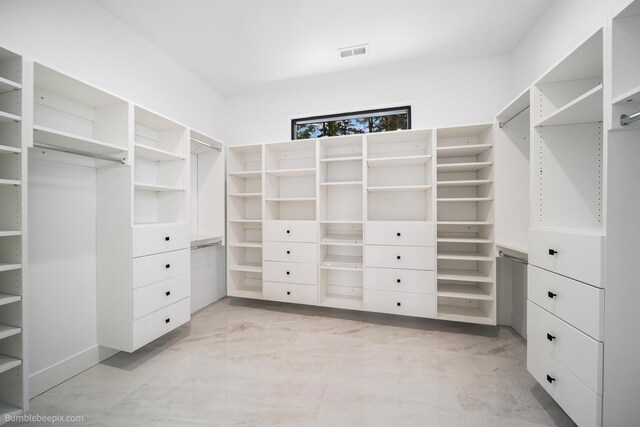 5022 S Lincoln Way, Spokane, WA 99224 - view of spacious closet