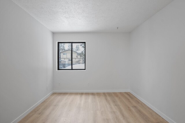 4926 N Northwood Dr, Spokane, WA 99212 - photo 29