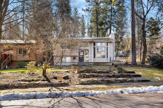 view of raised ranch