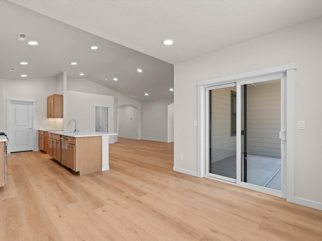 1624 S Moen St Unit 3/1Orchard, Spokane Valley, WA 99016 - kitchen featuring light countertops, light wood-style floors, open floor plan, a peninsula, and recessed lighting