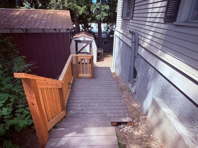 603 N Main St, Colville, WA 99114 - view of wooden terrace