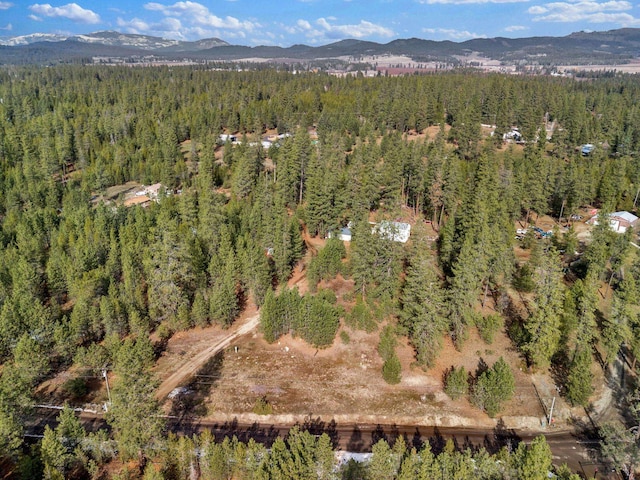 Listing photo 2 for 6409 E Valley Ln, Elk WA 99181