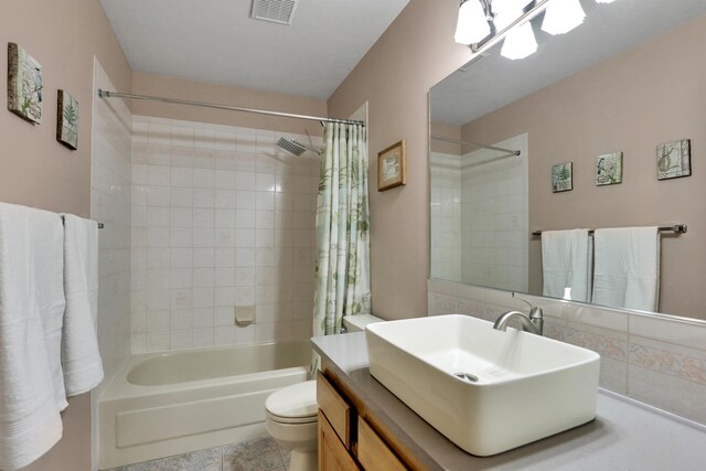 bedroom featuring carpet and baseboards