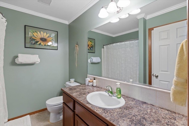 full bathroom featuring visible vents, baseboards, toilet, crown molding, and vanity