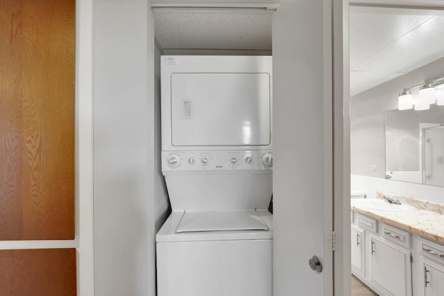 1311 S Westcliff Pl Unit 509, Spokane, WA 99224 - laundry area featuring estacked washer and dryer