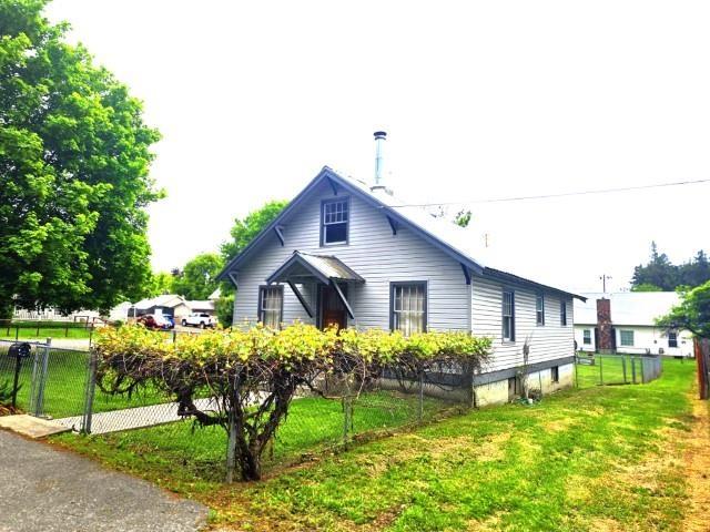 460 E Columbia Ave, Colville, WA 99114 - view of home's exterior