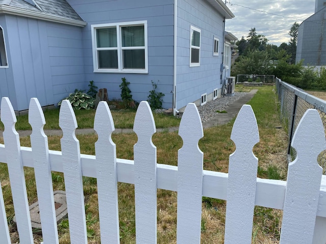 327 S Crosby St, Tekoa, WA 99033 - view of side of home with cooling unit
