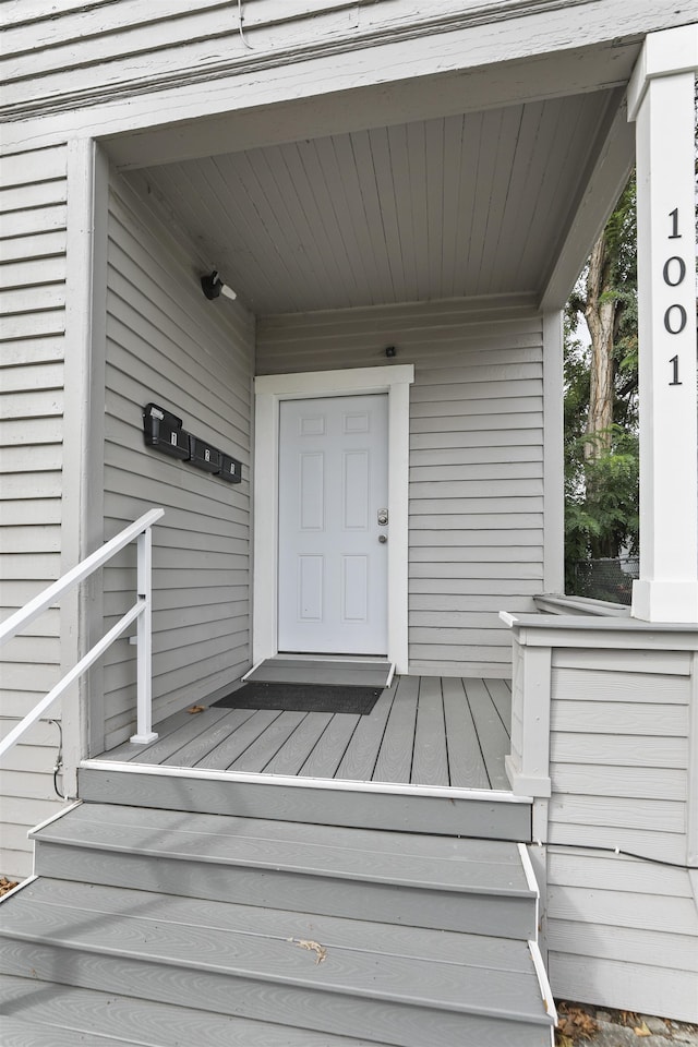 view of entrance to property