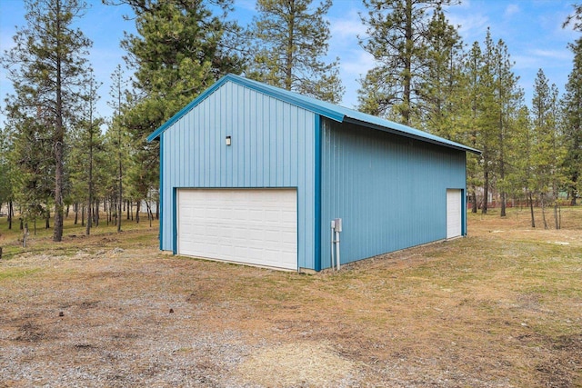 view of detached garage