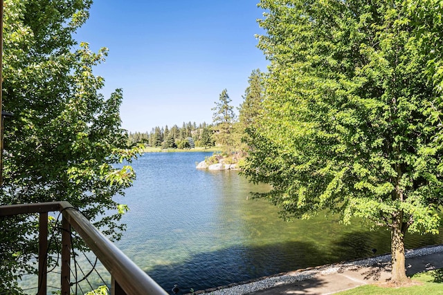 905 E Lakeview Ln, Spokane, WA 99208 - water view