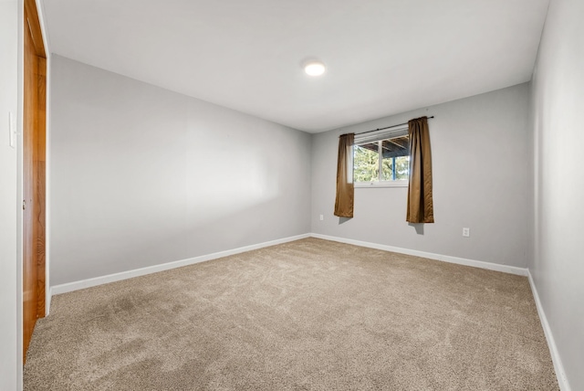 147 N Lindsey St, Tekoa, WA 99033 - carpeted spare room featuring baseboards
