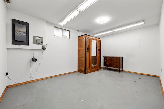 147 N Lindsey St, Tekoa, WA 99033 - basement featuring baseboards