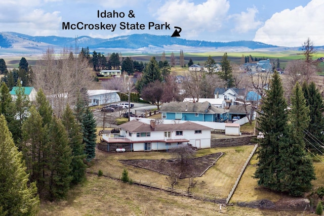 147 N Lindsey St, Tekoa, WA 99033 - birds eye view of property with a mountain view