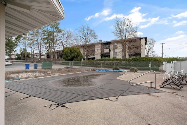 10321 E Main Ave Ste 104, Spokane, WA 99206 - view of swimming pool with fence and a patio