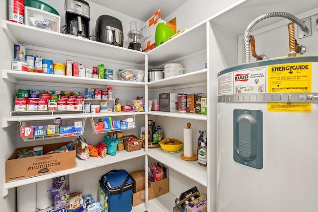 146 Laurelhurst Dr Unit 146, Newport, WA 99156 - pantry featuring electric water heater