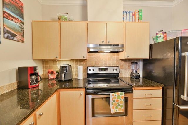 kitchen featuring freestanding refrigerator, stainless steel range with electric stovetop, crown molding, and under cabinet range hood