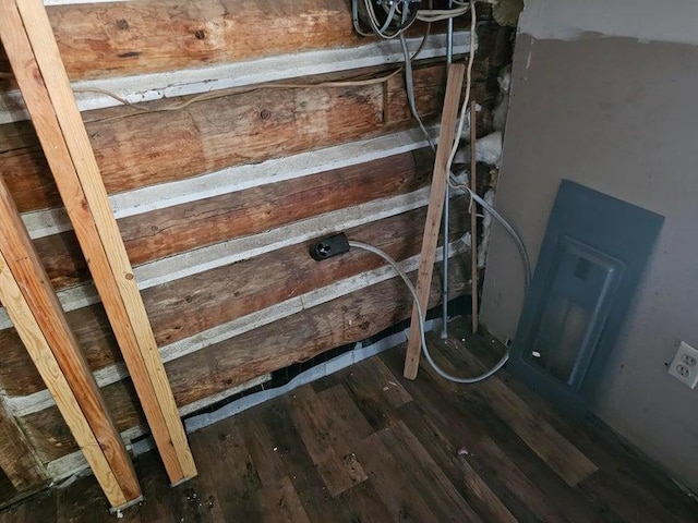 3610 Sand Creek Rd, Kettle Falls, WA 99141 - interior details featuring wood finished floors