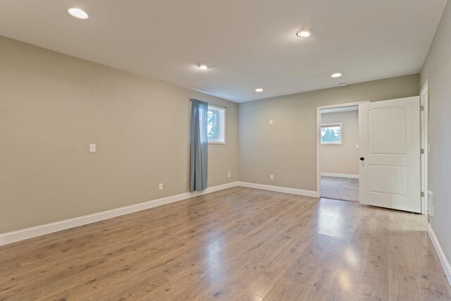 4720 S Wildwood Ln, Spokane, WA 99206 - spare room with light wood-style flooring, baseboards, and recessed lighting