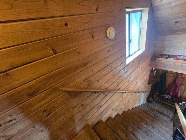 3434G Rockcut Rd, Kettle Falls, WA 99141 - stairs featuring wood walls