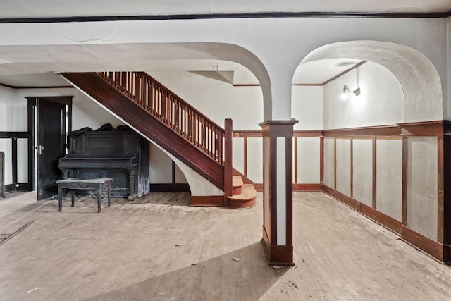 540 E Rockwood Blvd, Spokane, WA 99202 - stairway with wood finished floors
