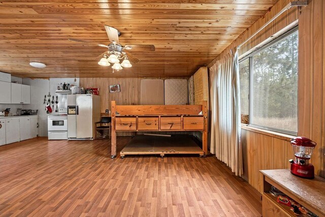 19821 N Mathias Ln, Nine Mile Falls, WA 99026