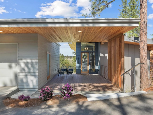 view of property entrance