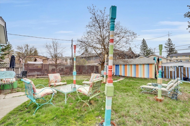 view of yard featuring a fenced backyard