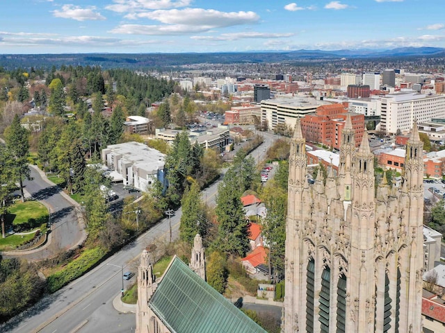 bird's eye view featuring a city view