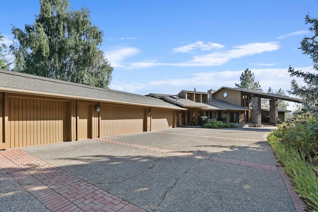 7816 E Gunning Ln, Spokane, WA 99212 - view of front of property featuring driveway and an attached garage