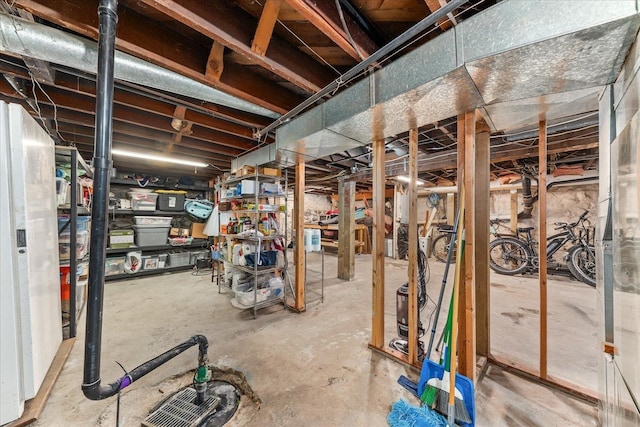 view of unfinished basement