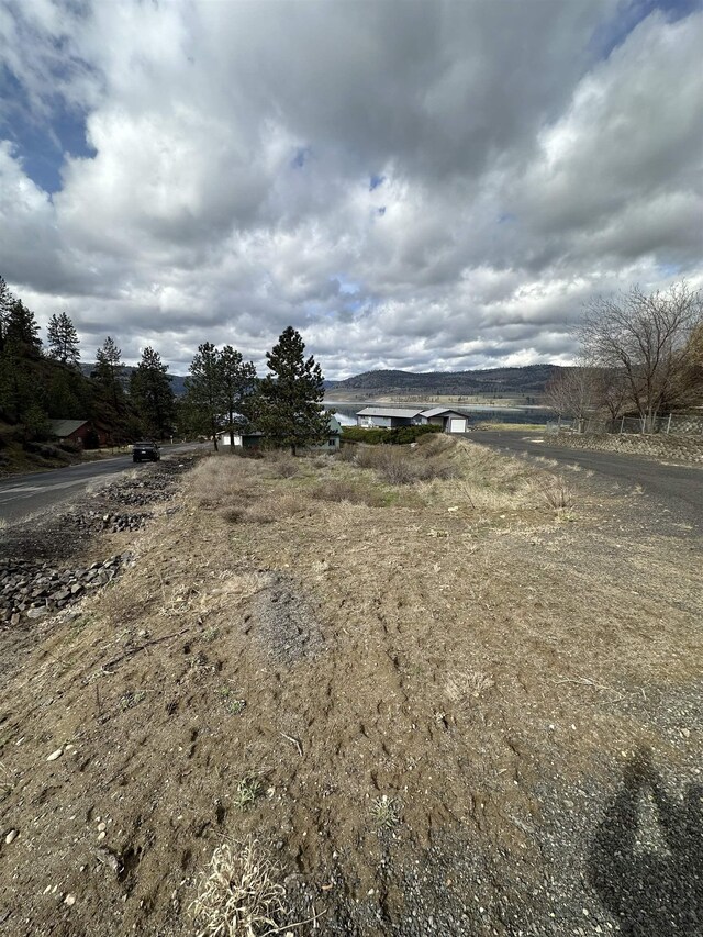 3410 Sandy Dr, Seven Bays, WA 99122