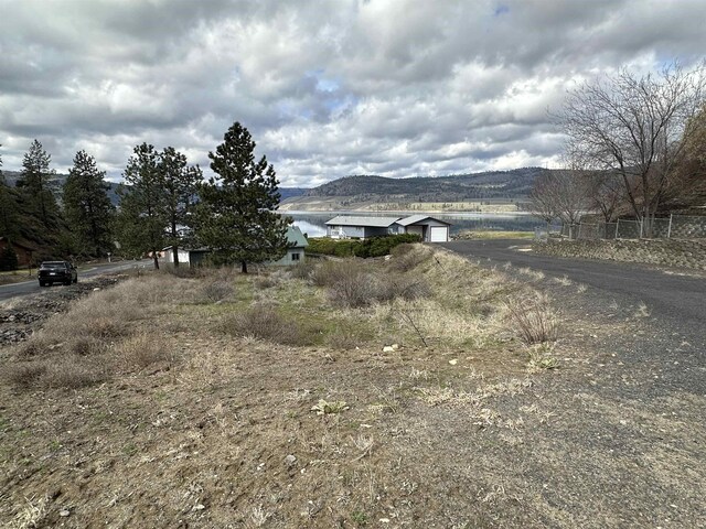 3410 Sandy Dr, Seven Bays, WA 99122