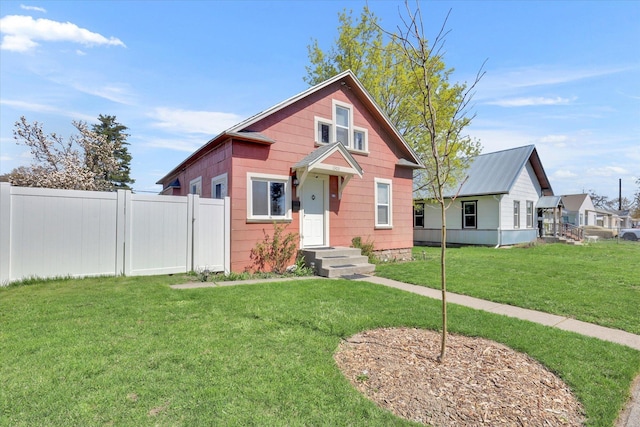 1303 E Rich Ave, Spokane, WA 99207 - view of front of property featuring fence and a front lawn