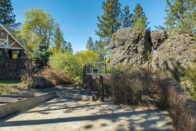 530 E 11th Ave, Spokane, WA 99202 - view of basketball court featuring basketball court