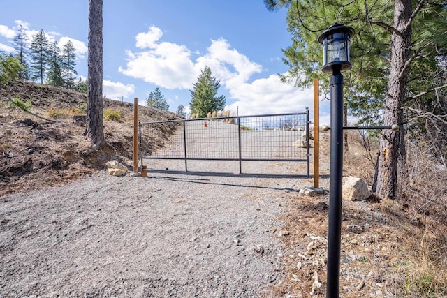 11007 N W Newman Lake Rd, Newman Lake, WA 99025