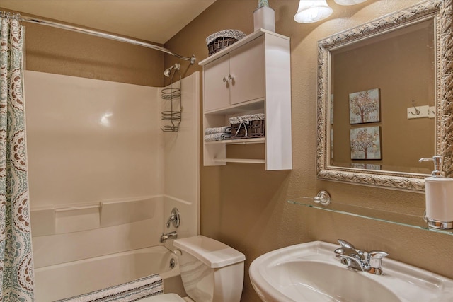 1511 N Lancashire Ln, Liberty Lake, WA 99019 - full bath with a textured wall, a sink, shower / bathtub combination with curtain, and toilet