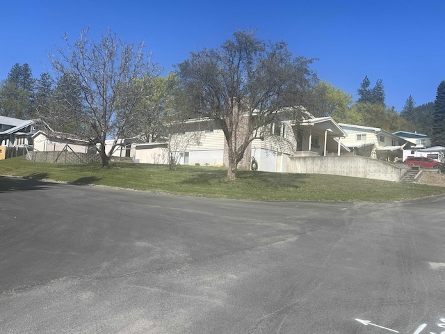 825 N Jefferson St, Colville, WA 99114 - view of front facade featuring a front lawn