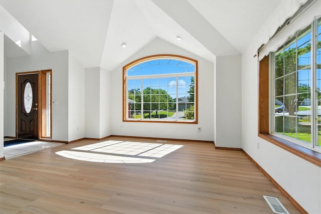 4604 E Birkdale Ln, Spokane, WA 99223 - foyer featuring lofted ceiling and wood finished floors