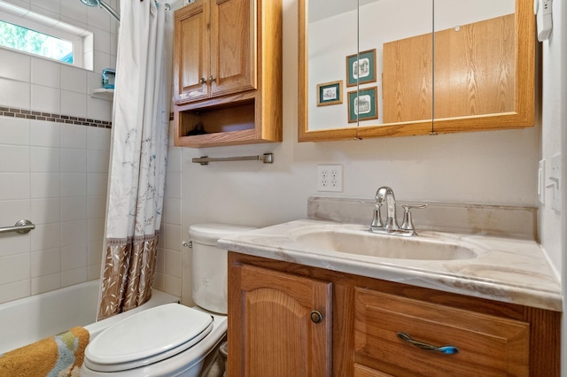 2876 Deep Lake S Shore Rd, Colville, WA 99114 - bathroom featuring vanity and shower / tub combo with curtain