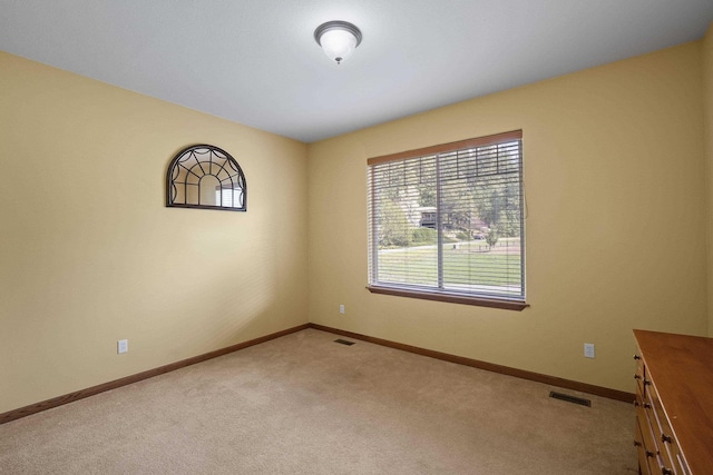 4127 S Sullivan Rd, Veradale, WA 99037 - spare room featuring carpet, visible vents, and baseboards