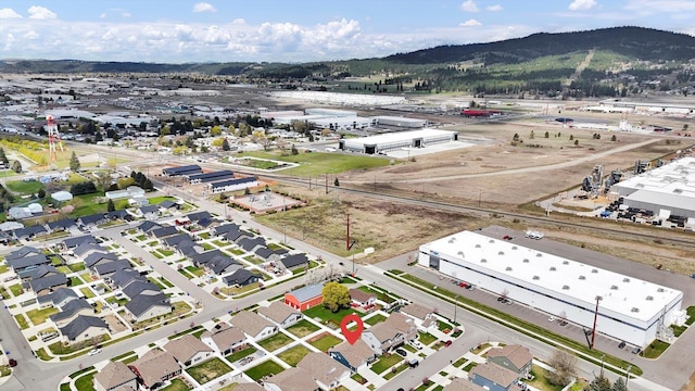 bird's eye view featuring a mountain view