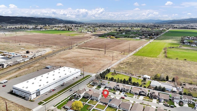 bird's eye view with a mountain view